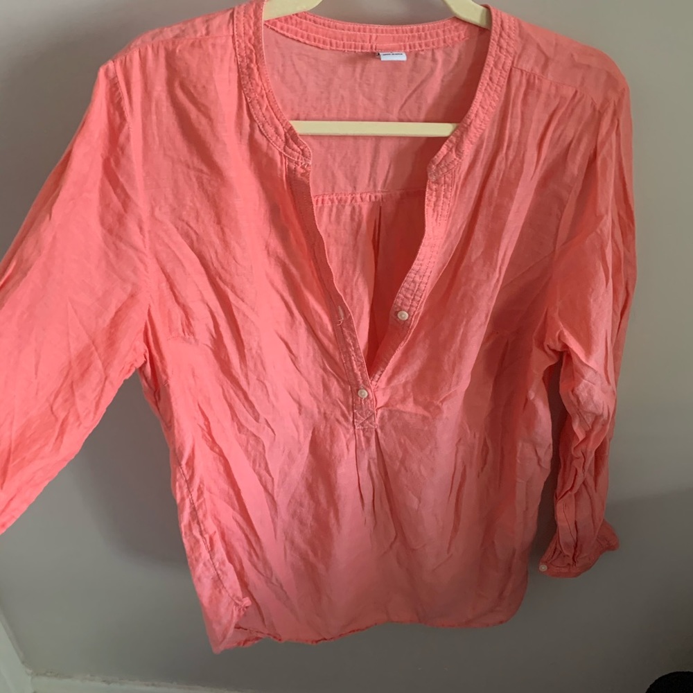 Women’s Flowy, Lightweight Coral Top!